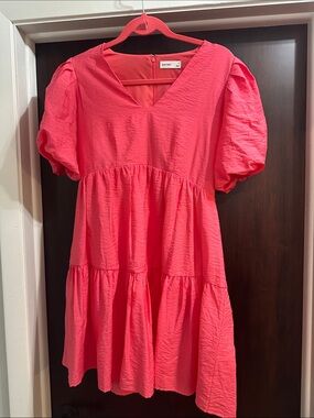 Nine West | Neon Pink Puff Sleeve Tiered Dress